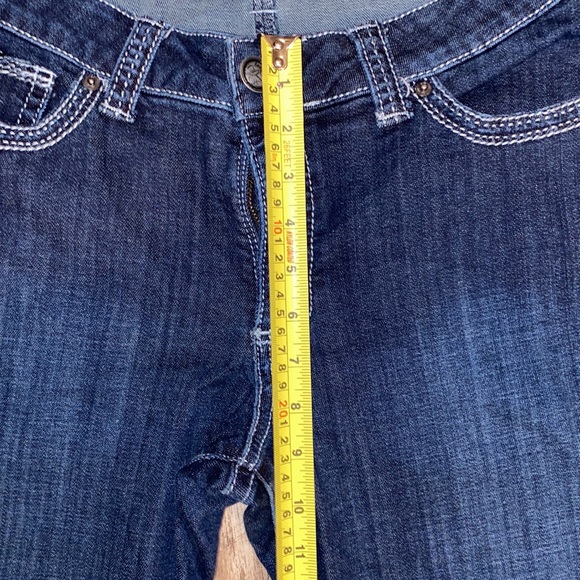 Lee Slender Secrets Embellished lowered on the waist Jeans- - Picture 11 of 12